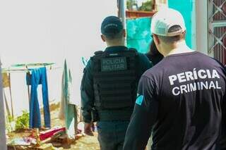 Execução de amigas foi registrada em chamada com 16 participantes por 4 minutos Execução de amigas foi registrada em chamada com 16 participantes por 4 minutos