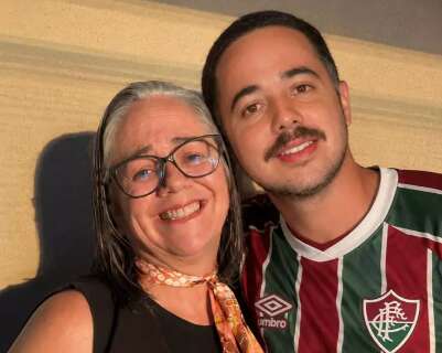 A dor da morte tr&aacute;gica do filho virou arte nas m&atilde;os de Rosineide 