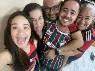 A dor da morte tr&aacute;gica do filho virou arte nas m&atilde;os de Rosineide 