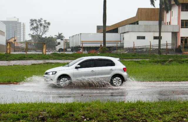 Chuva passa de 100 mm e sul de MS segue sob risco de novos temporais