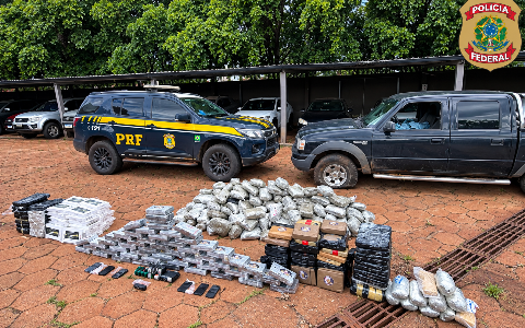 Homem &eacute; preso com droga e diz que transporte era para quitar d&iacute;vida de R$ 53 mil