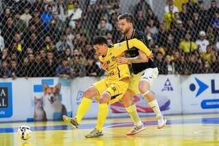 Dourados é escolhida para sediar a 12ª Copa Centro-Oeste de Futsal Dourados é escolhida para sediar a 12ª Copa Centro-Oeste de Futsal