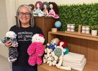A dor da morte tr&aacute;gica do filho virou arte nas m&atilde;os de Rosineide 