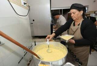 Sopa e chipa paraguaia fazem Juan voltar à ativa aos 71 anos Sopa e chipa paraguaia fazem Juan voltar à ativa aos 71 anos