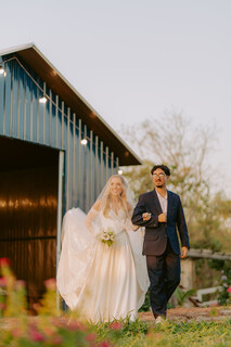 Casamento em mirante teve piano, pôr do sol e 10 convidados Casamento em mirante teve piano, pôr do sol e 10 convidados