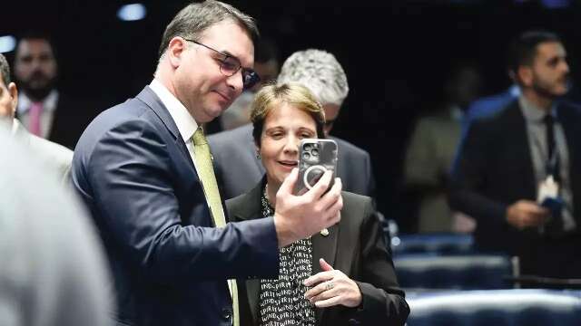 PP e Uni&atilde;o Brasil anunciam apoio a Fl&aacute;vio no 2&ordm; turno