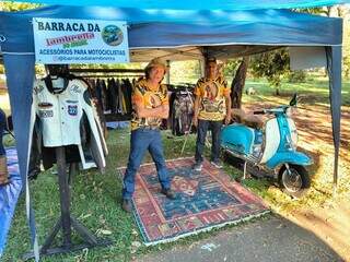 &ldquo;Mineirinha&rdquo; de 62 anos vira estrela de barraca para motociclistas