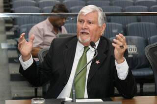 Com experiência de "sobra", MS tem 4 dos 10 deputados mais velhos do País Com experiência de "sobra", MS tem 4 dos 10 deputados mais velhos do País