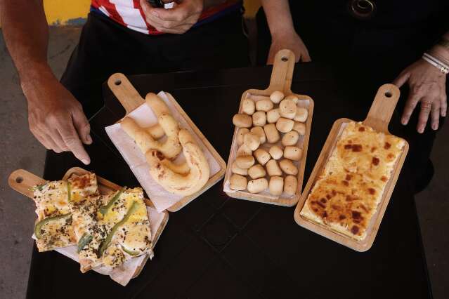 Com focaccia e galleta, padeiro resgata sabores do Paraguai