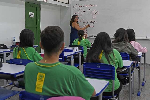 Concurso da SED com 2 mil vagas para professores ser&aacute; realizado em janeiro