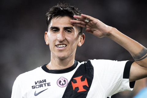 Vasco e Vit&oacute;ria vencem na rodada e se afastam da zona de rebaixamento