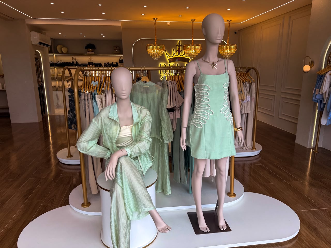 Bella Morena chega à Capital com moda do básico ao sofisticado