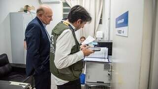 TCE faz fiscaliza&ccedil;&atilde;o na madrugada e encontra m&eacute;dicos fora do plant&atilde;o 