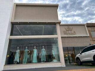 Bella Morena chega à Capital com moda do básico ao sofisticado Bella Morena chega à Capital com moda do básico ao sofisticado