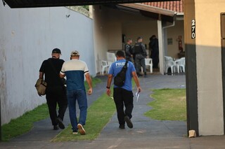 Homem &eacute; morto a tiros dentro de piscina durante festa no Tarum&atilde;
