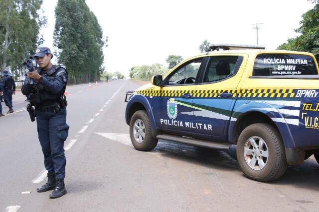 Com 90 policiais, opera&ccedil;&atilde;o refor&ccedil;a fiscaliza&ccedil;&atilde;o nas rodovias de MS no feriado