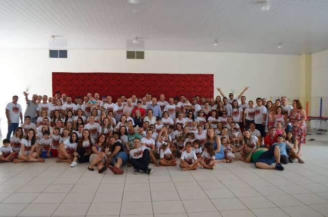Fam&iacute;lia Crippa de MS n&atilde;o sabe se &eacute; parente de padre, mas busca conex&atilde;o