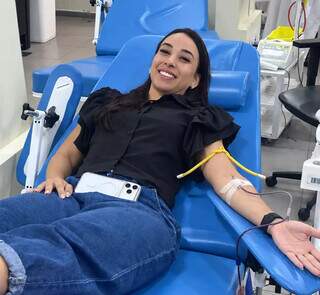 Jovens enfrentam medo de agulha e se mobilizam para doar sangue na Capital