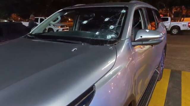 Dupla em motocicleta mata paraguaio de 28 anos a tiros na fronteira