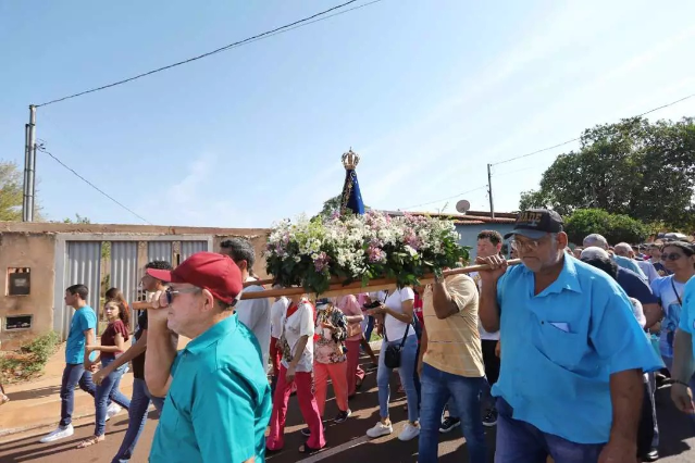 Prociss&otilde;es e missas celebram Dia de Nossa Senhora Aparecida em Campo Grande