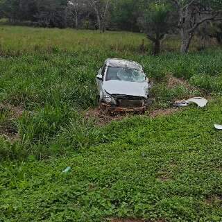 Homem morre ap&oacute;s acidente entre carro e carreta na BR-163