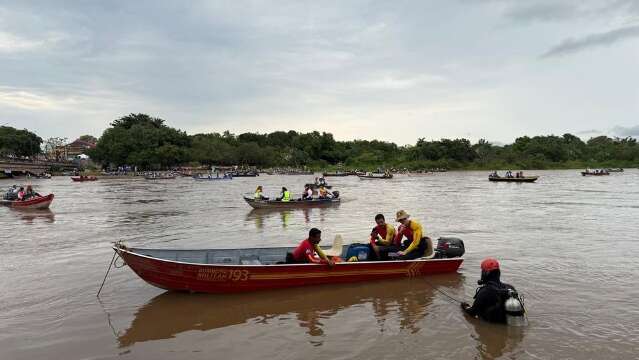 Banhistas encontram corpo de homem desaparecido no Rio Taquari