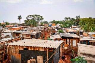 Vulnerabilidade financeira das famílias aumenta em MS, aponta estudo da FGV Vulnerabilidade financeira das famílias aumenta em MS, aponta estudo da FGV