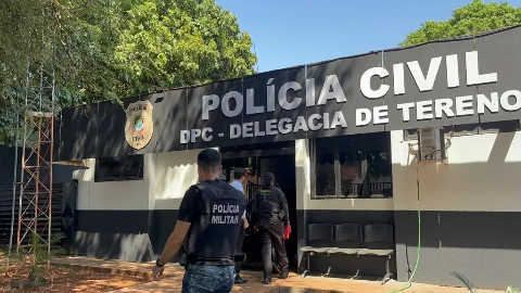 Motociclista morre ap&oacute;s ser atingido por ambul&acirc;ncia em rodovia de Terenos
