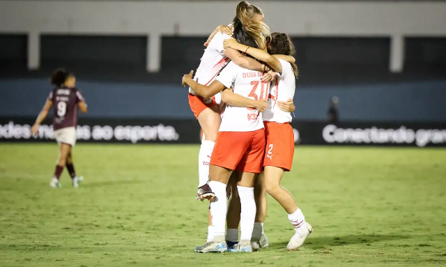Bragantino supera Ferrovi&aacute;ria no primeiro duelo das quartas