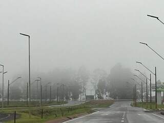 Forte nevoeiro encobre Ponta Porã nesta manhã de terça-feira Forte nevoeiro encobre Ponta Porã nesta manhã de terça-feira