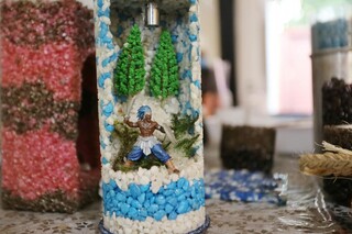 De Nossa Senhora aos orixás, Rosália transforma vela gruta em arte De Nossa Senhora aos orixás, Rosália transforma vela gruta em arte