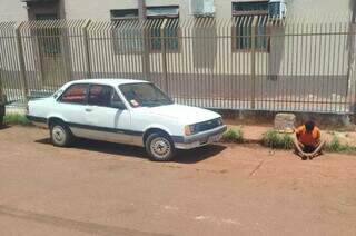Após 24h, Chevette furtado é recuperado e 2 são presos na Antiga Rodoviária Após 24h, Chevette furtado é recuperado e 2 são presos na Antiga Rodoviária
