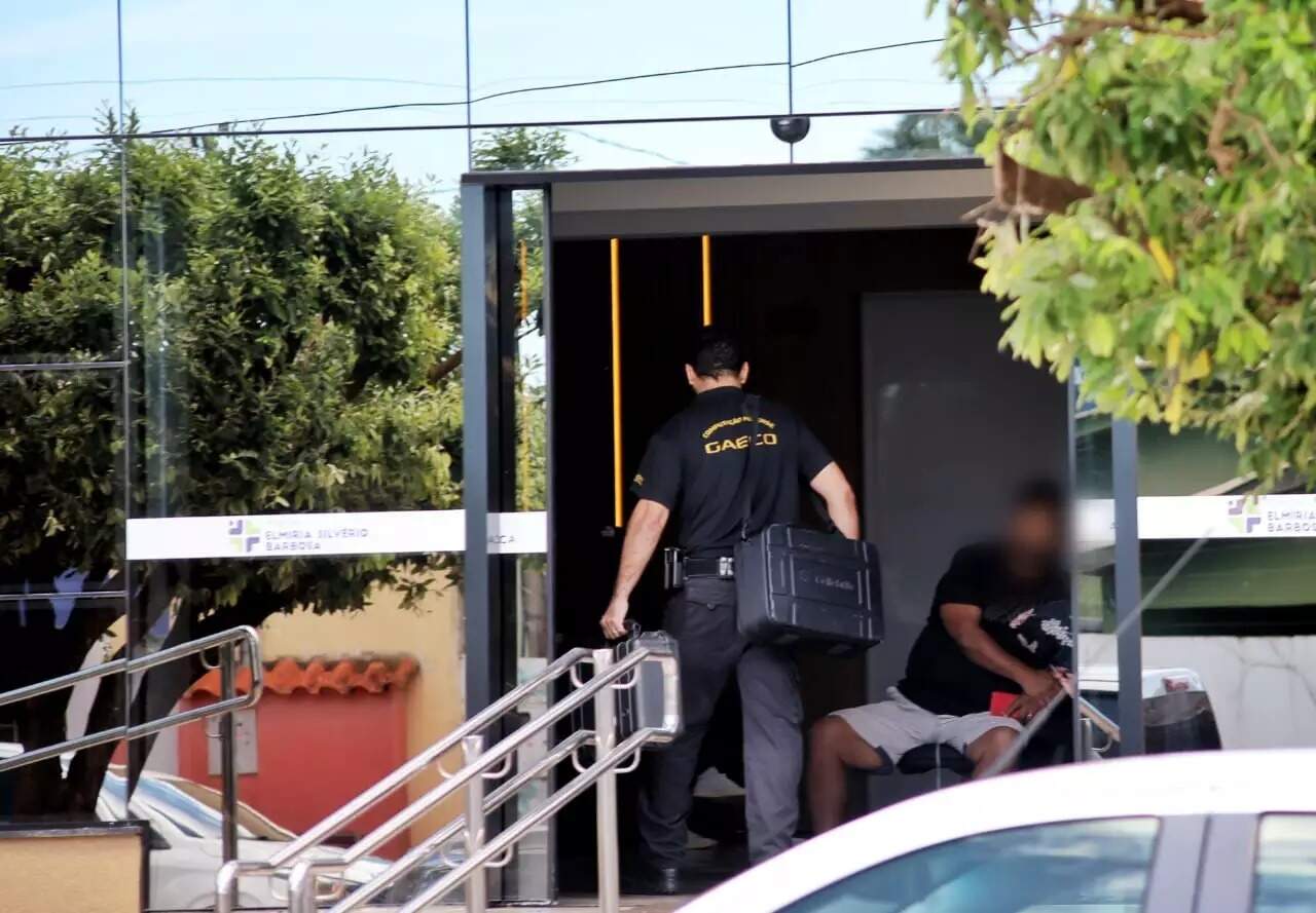 MP apura se “sobra” de R$ 10 milhões em contratos superfaturados virou Pix