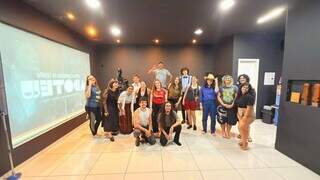 Chico Anysio, Dercy e outros 12 artistas ganham vida em espetáculo Chico Anysio, Dercy e outros 12 artistas ganham vida em espetáculo