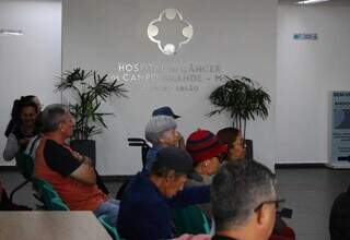 Hospital de Câncer oferece exames grátis e mostra aparelho igual ao do Einstein Hospital de Câncer oferece exames grátis e mostra aparelho igual ao do Einstein