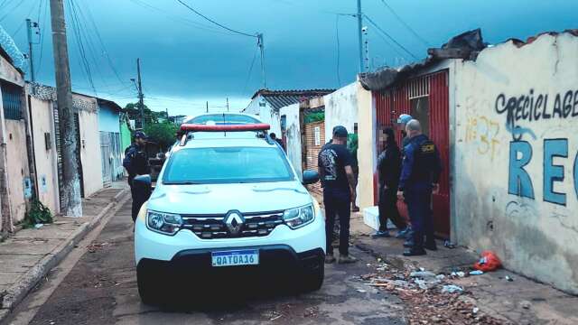 Guarda fecha ferro-velho com pe&ccedil;as furtadas de sem&aacute;foros em Campo Grande