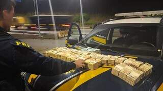 Após ser pego com R$ 870 mil em dinheiro vivo em MG, empresário é liberado Após ser pego com R$ 870 mil em dinheiro vivo em MG, empresário é liberado