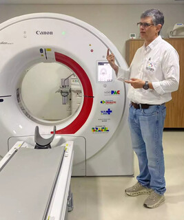 Hospital de Câncer oferece exames grátis e mostra aparelho igual ao do Einstein Hospital de Câncer oferece exames grátis e mostra aparelho igual ao do Einstein