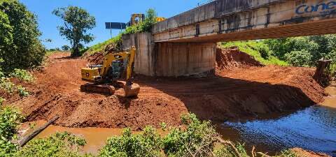 Obras come&ccedil;am em duas pontes com risco de desabamento na MS-040