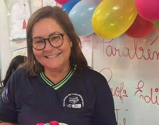 Edione dedicou 31 anos à educação e conquistou carinho de gerações Edione dedicou 31 anos à educação e conquistou carinho de gerações