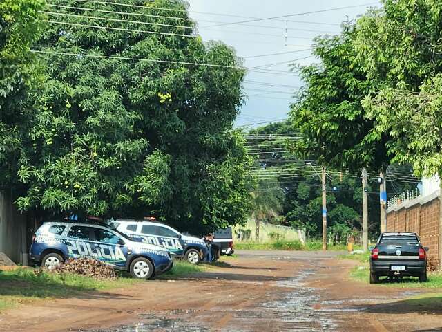 Cachorro ataca funcion&aacute;rio de distribuidora e &eacute; morto pela Pol&iacute;cia Militar