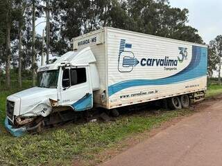 Perícia aponta que motorista invadiu pista e causou a própria morte na rodovia Perícia aponta que motorista invadiu pista e causou a própria morte na rodovia