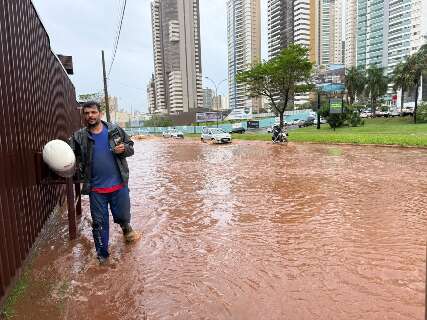 Os alagamentos pioraram no seu bairro nos &uacute;ltimos anos? Vote na enquete