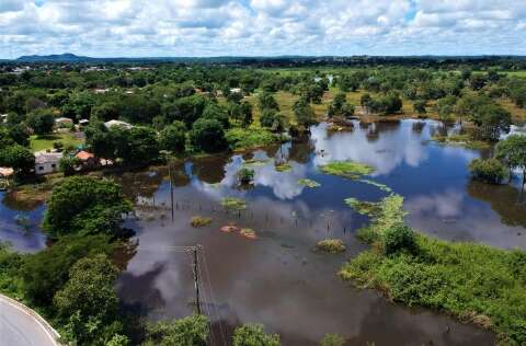 Rios Miranda e Dourados superam cotas de alerta ap&oacute;s chuvas em MS