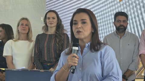 Prefeita se re&uacute;ne com empresa que quer comprar Cons&oacute;rcio Guaicurus