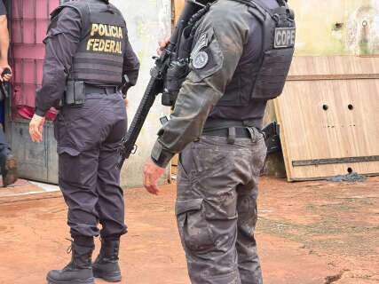  Opera&ccedil;&atilde;o investiga grupo que transportou 24 toneladas de drogas em min&eacute;rio