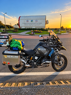 Celinho muda a rota e segue de moto rumo à Inglaterra Celinho muda a rota e segue de moto rumo à Inglaterra