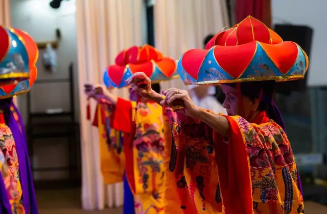 S&aacute;bado tem Festival Okinawa e show de Rio Negro e Solim&otilde;es