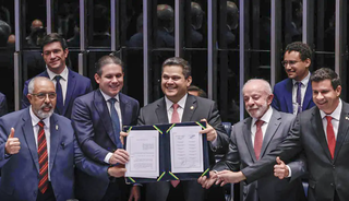 Congresso promulga fim da escala 6x1, que começa a valer em 60 dias Congresso promulga fim da escala 6x1, que começa a valer em 60 dias