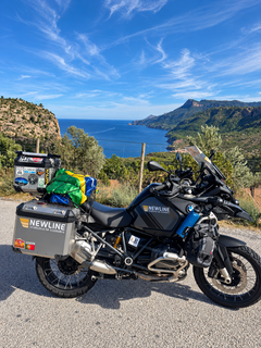 Celinho muda a rota e segue de moto rumo à Inglaterra Celinho muda a rota e segue de moto rumo à Inglaterra